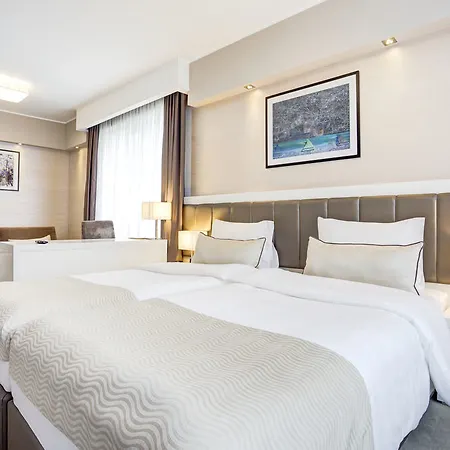 Heritage Hotel 4*